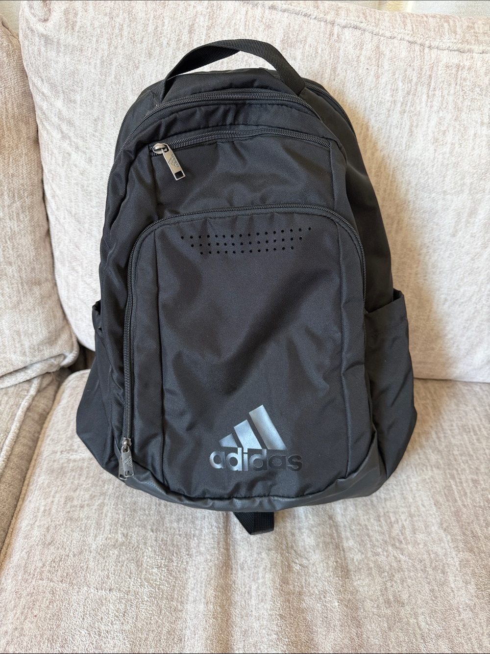 Adidas Defender 5 backpack